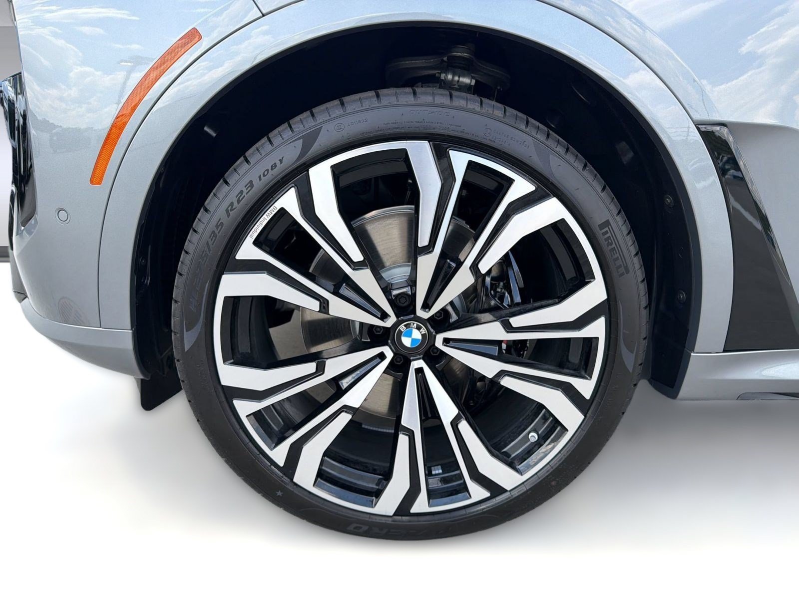 New 2027 BMW X7 xDrive40i w/ M Sport Package AWD/4WD image 13