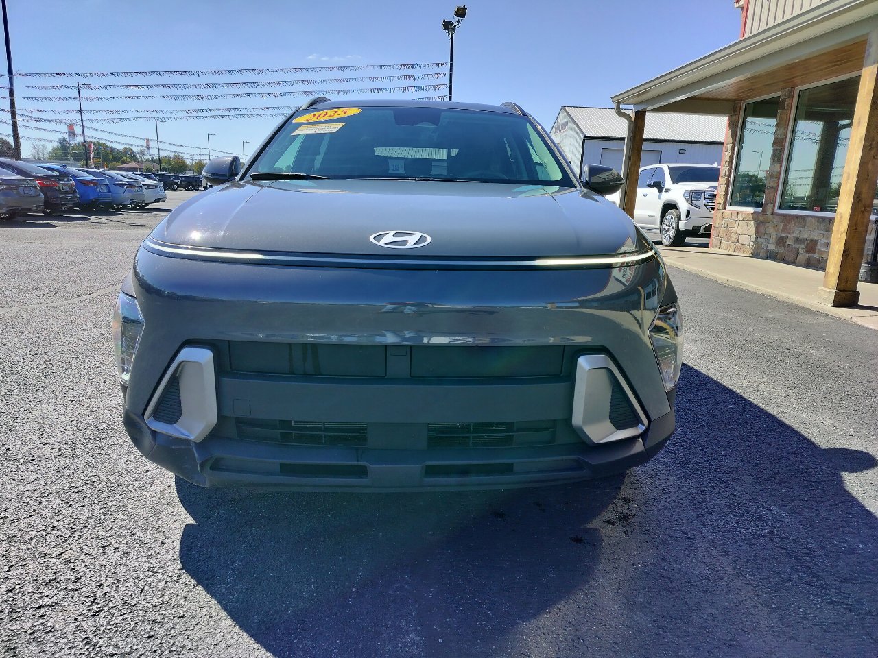 Used 2025 Hyundai Kona SEL image 3