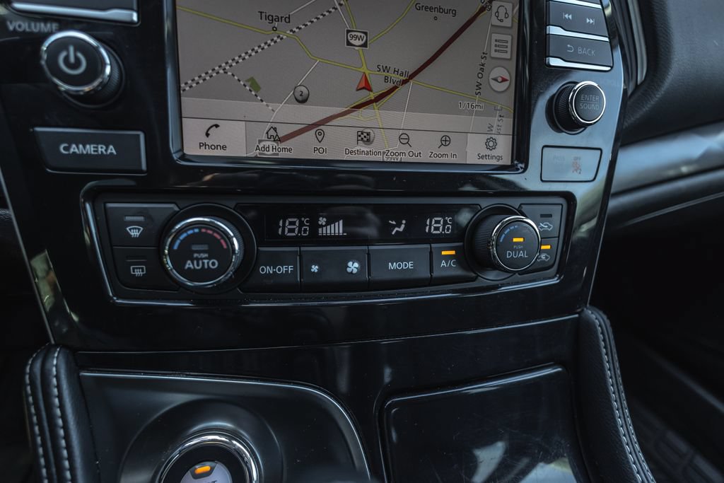 Used 2023 Nissan Maxima Platinum FWD image 12