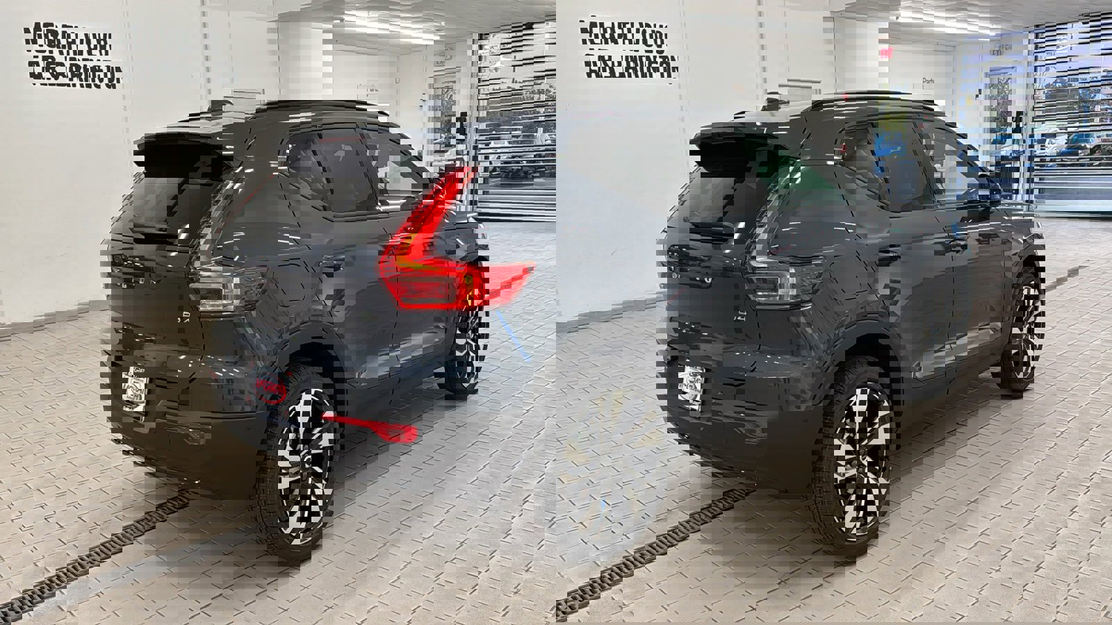 Used 2026 Volvo XC40 B4 Plus w/ Climate Package image 5