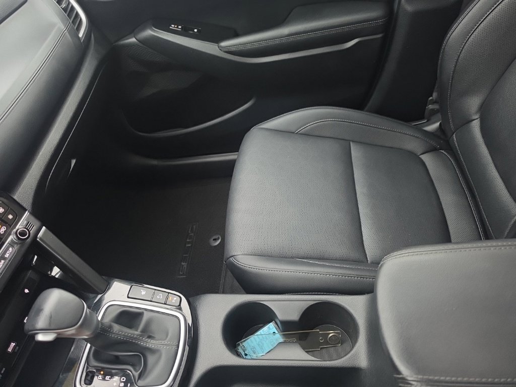 Used 2025 Kia Seltos EX w/ EX Sunroof Package FWD image 22