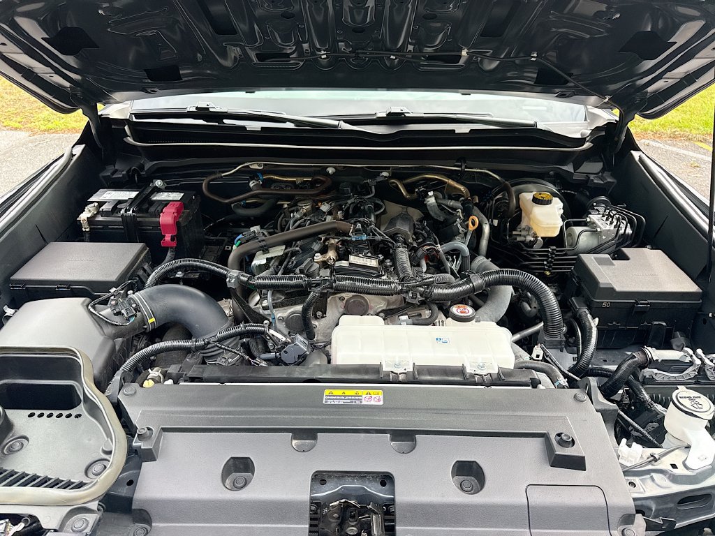 Used 2024 Toyota Tacoma SR5 AWD/4WD image 36