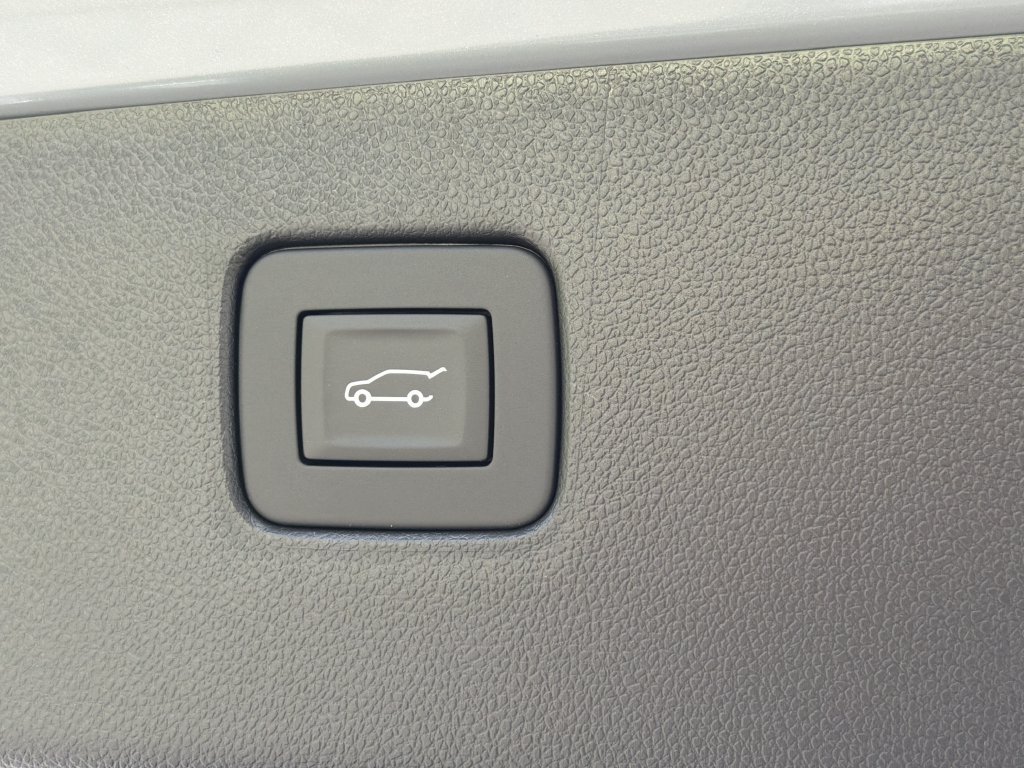 New 2026 Buick Envista Sport Touring w/ Convenience I Package FWD image 15