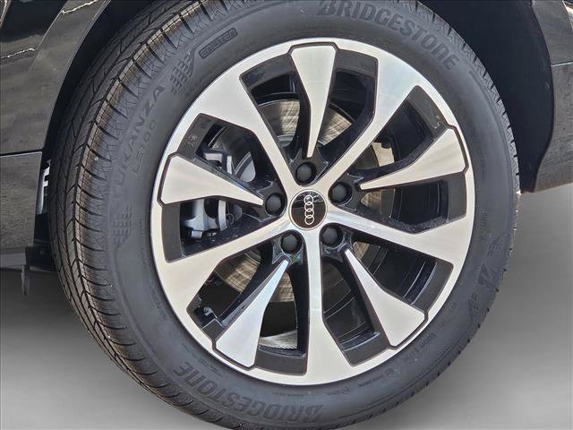 New 2026 Audi Q3 quattro 2.0T AWD/4WD image 5