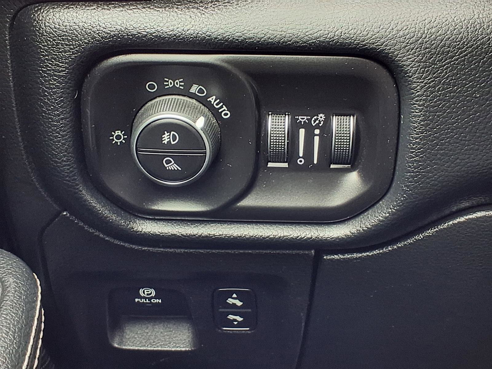 Used 2020 RAM 1500 Laramie image 18