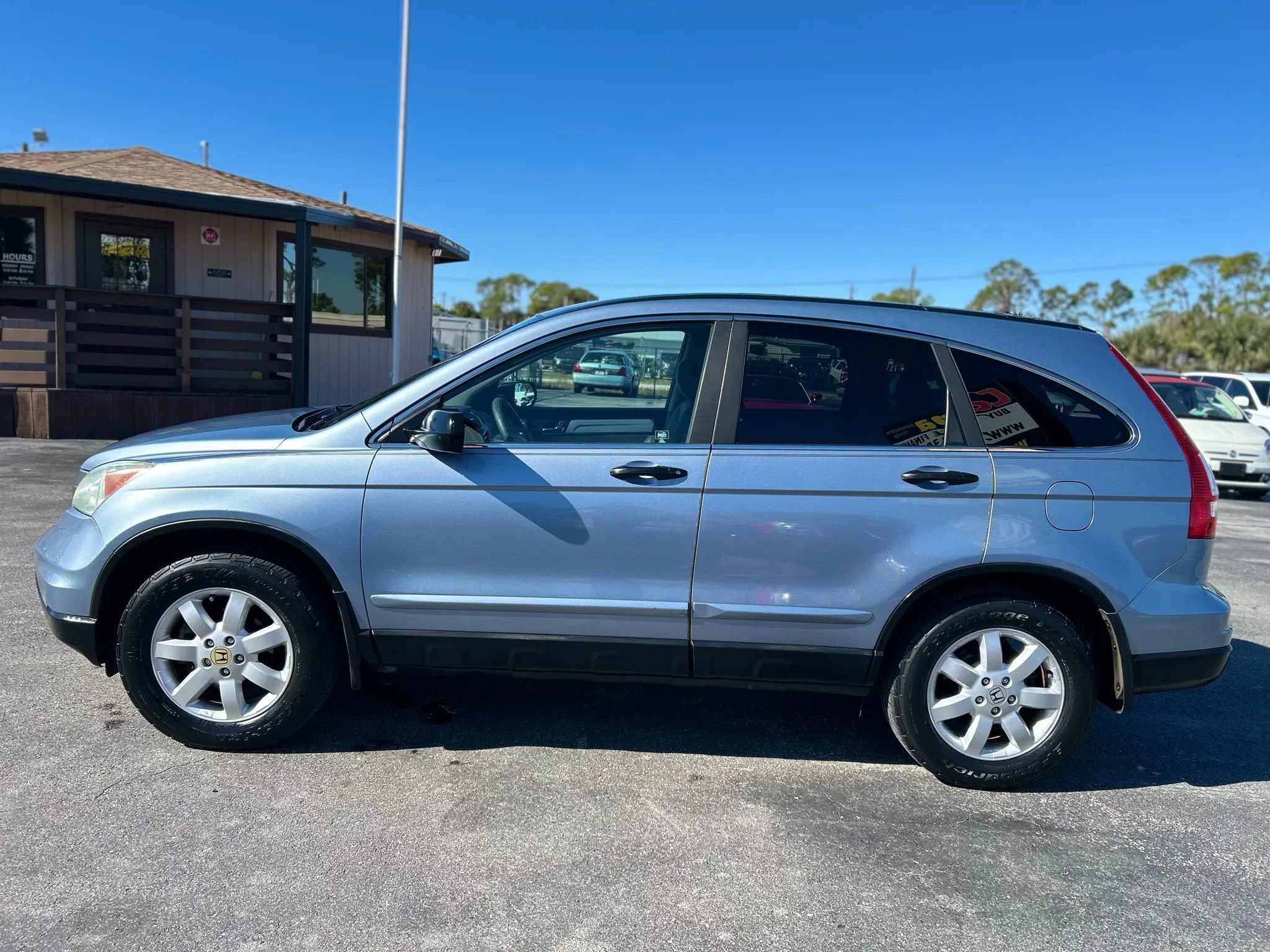 Used 2011 Honda CR-V SE image 12