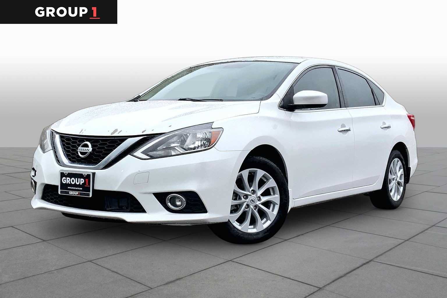 Used 2018 Nissan Sentra SV FWD image 1