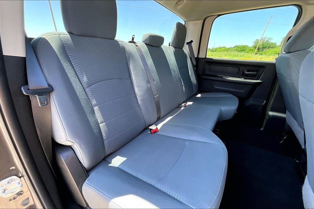 Used 2018 RAM 2500 Tradesman w/ Chrome Appearance Group AWD/4WD image 35