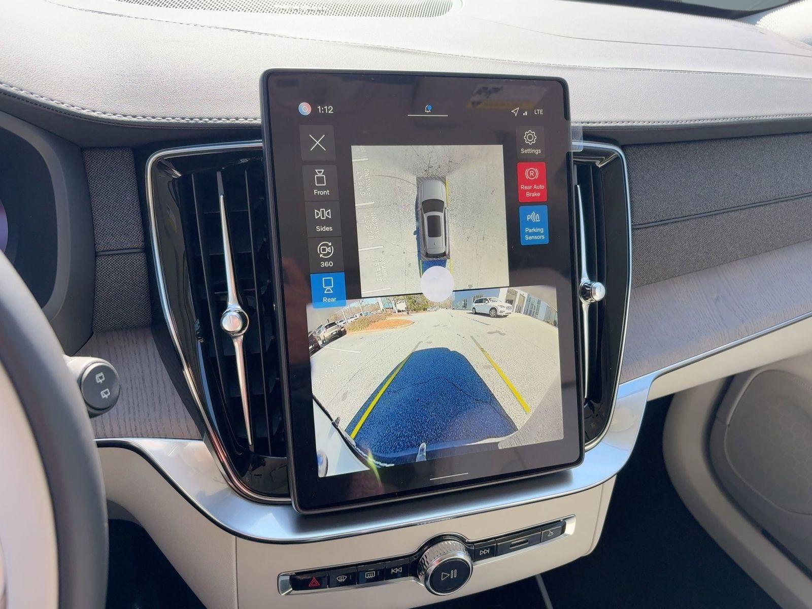 New 2026 Volvo XC90 B6 Ultra w/ Protection Package image 25