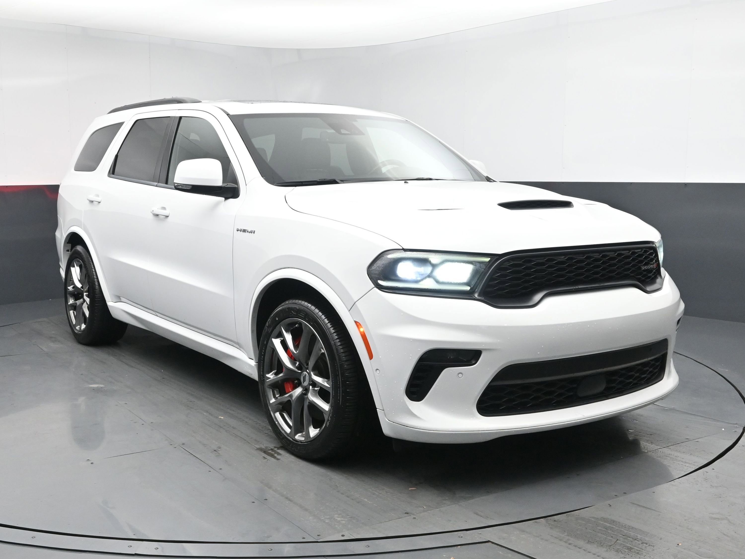 Used 2022 Dodge Durango R/T w/ Tow 'N Go Package image 2
