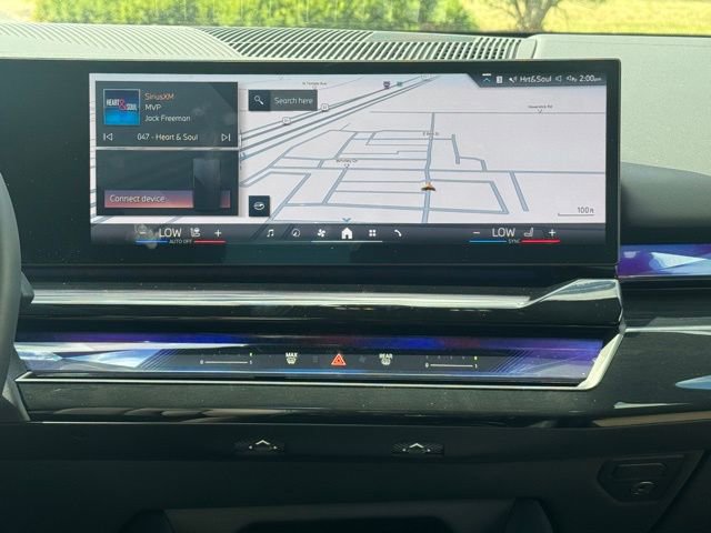 Certified 2025 BMW 540i xDrive w/ Premium Package image 22