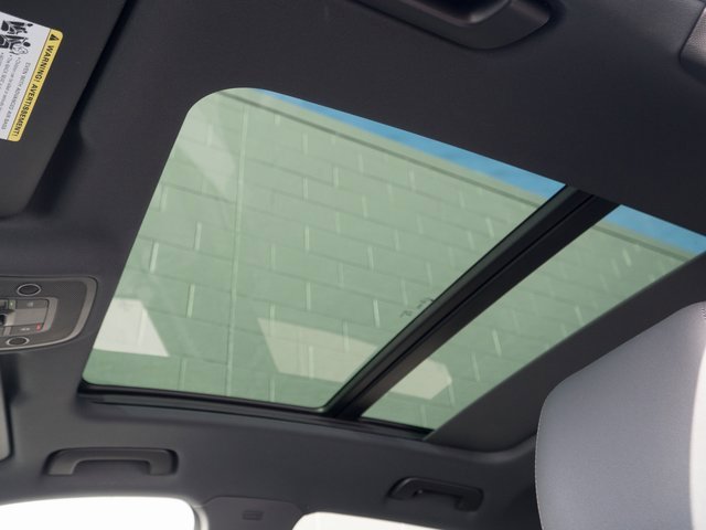 Certified 2025 Audi Q3 2.0T Premium w/ Convenience Package image 30