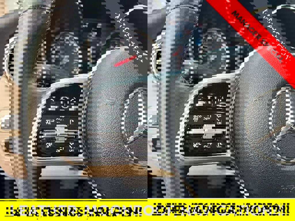 Used 2020 Mercedes-Benz C 300 4MATIC Sedan image 22