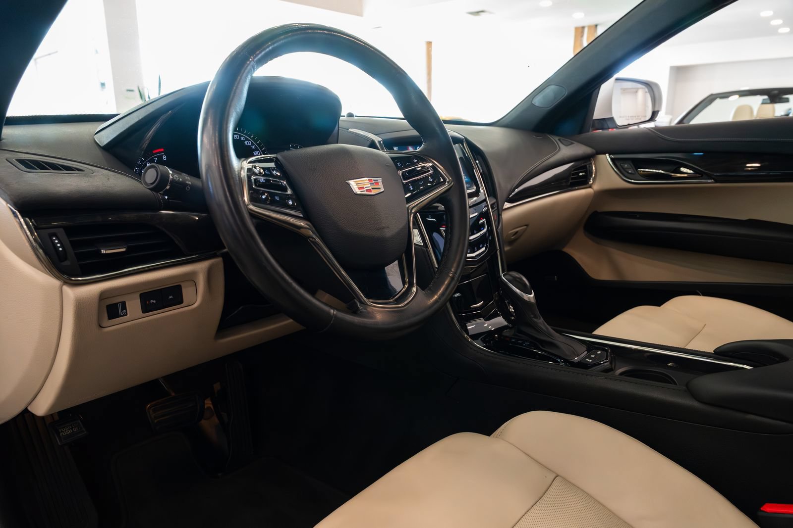 Used 2017 Cadillac ATS Luxury w/ Safety and Security Package RWD image 18