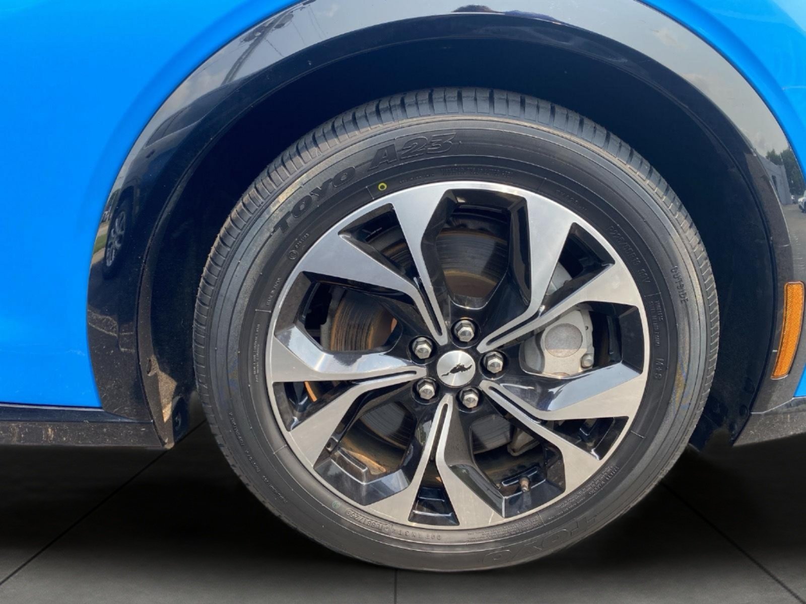 Certified 2023 Ford Mustang Mach-E Premium AWD/4WD image 3