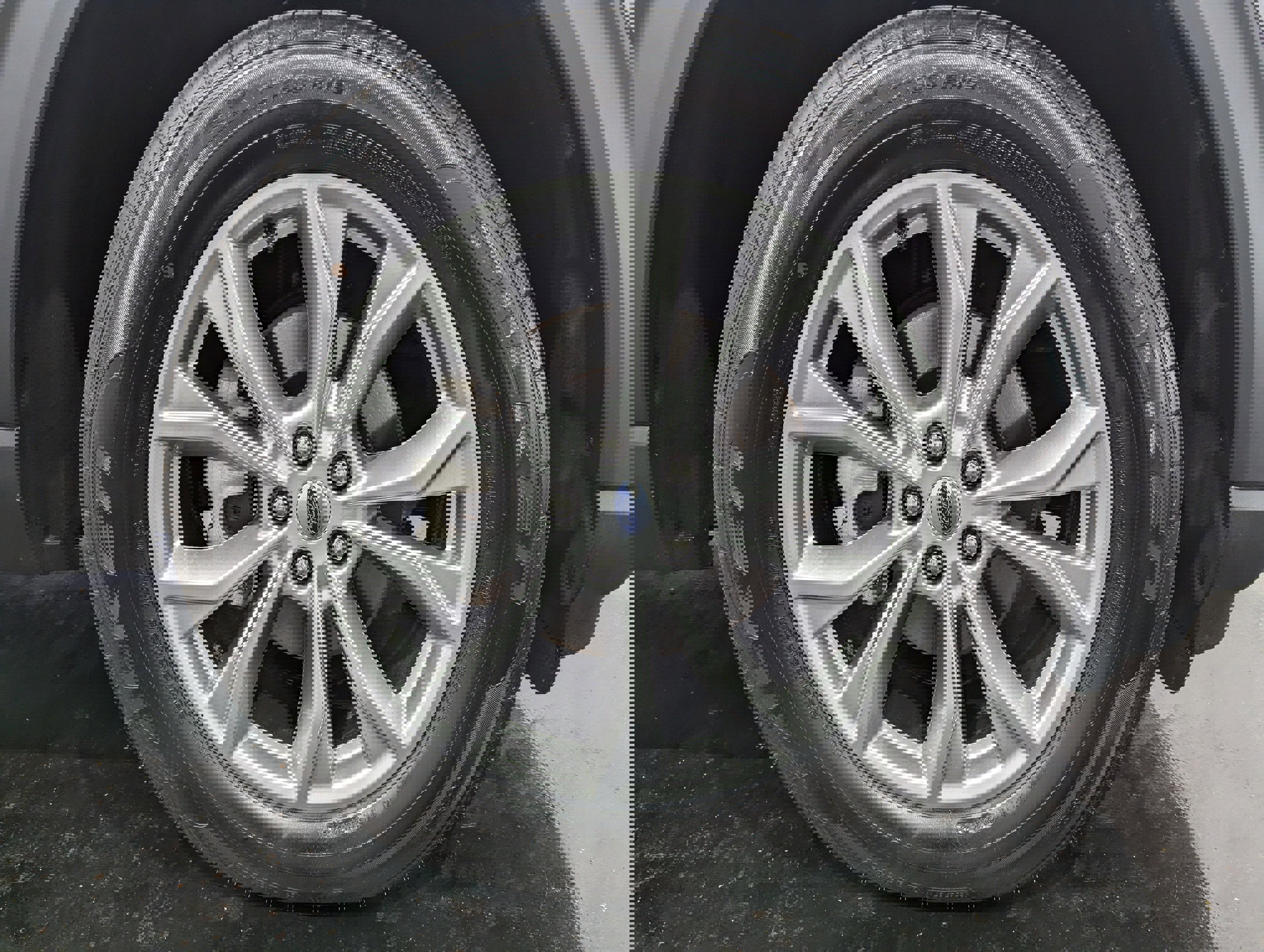 Used 2023 Ford Explorer XLT w/ Equipment Group 202A image 6