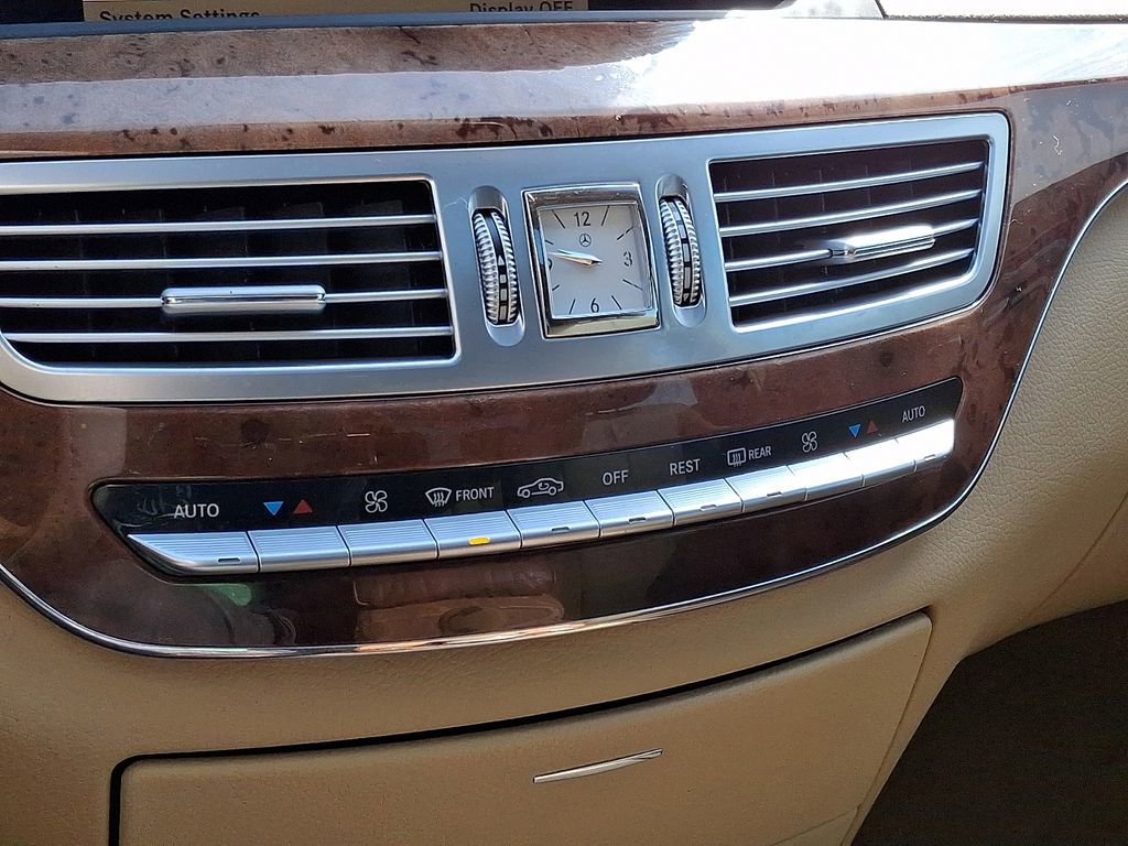 Used 2008 Mercedes-Benz S 550 S 550 4D Sedan image 16