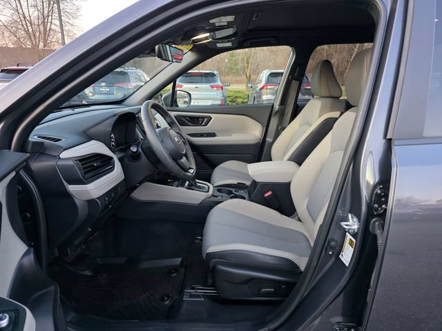 Used 2025 Subaru Forester Premium AWD/4WD image 17