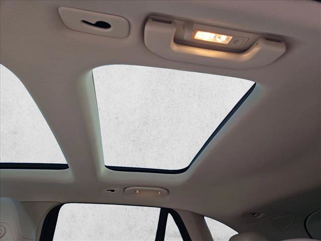 Used 2020 Mercedes-Benz GLC 300 image 19