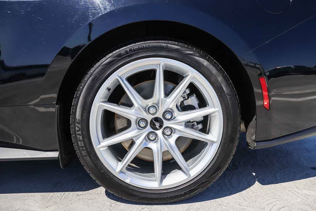 Used 2024 Ford Mustang GT Premium RWD image 16