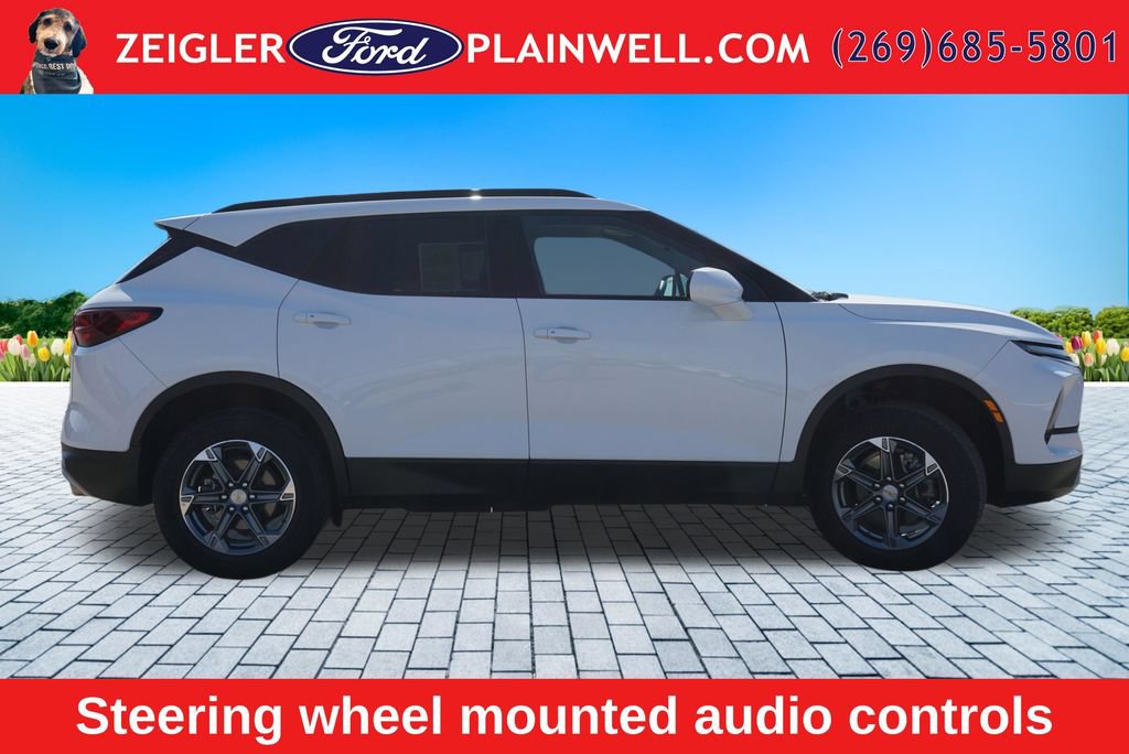 Used 2024 Chevrolet Blazer LT w/ Convenience Package FWD image 6