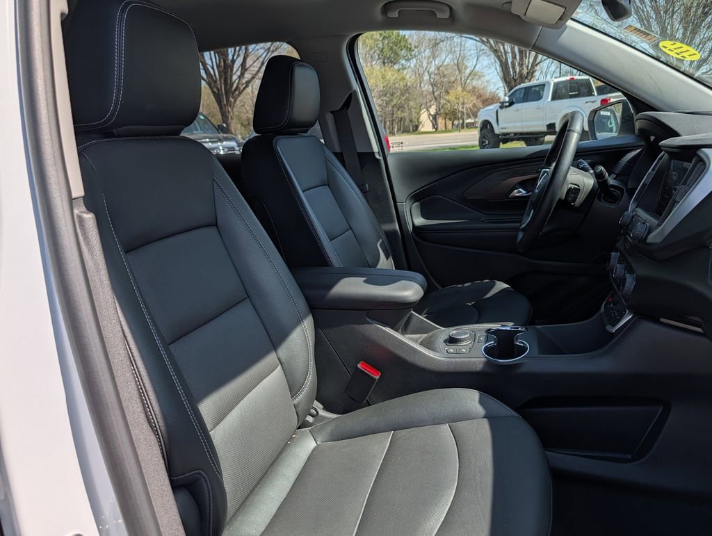 Used 2023 GMC Terrain SLT w/ Tech Package AWD/4WD image 19
