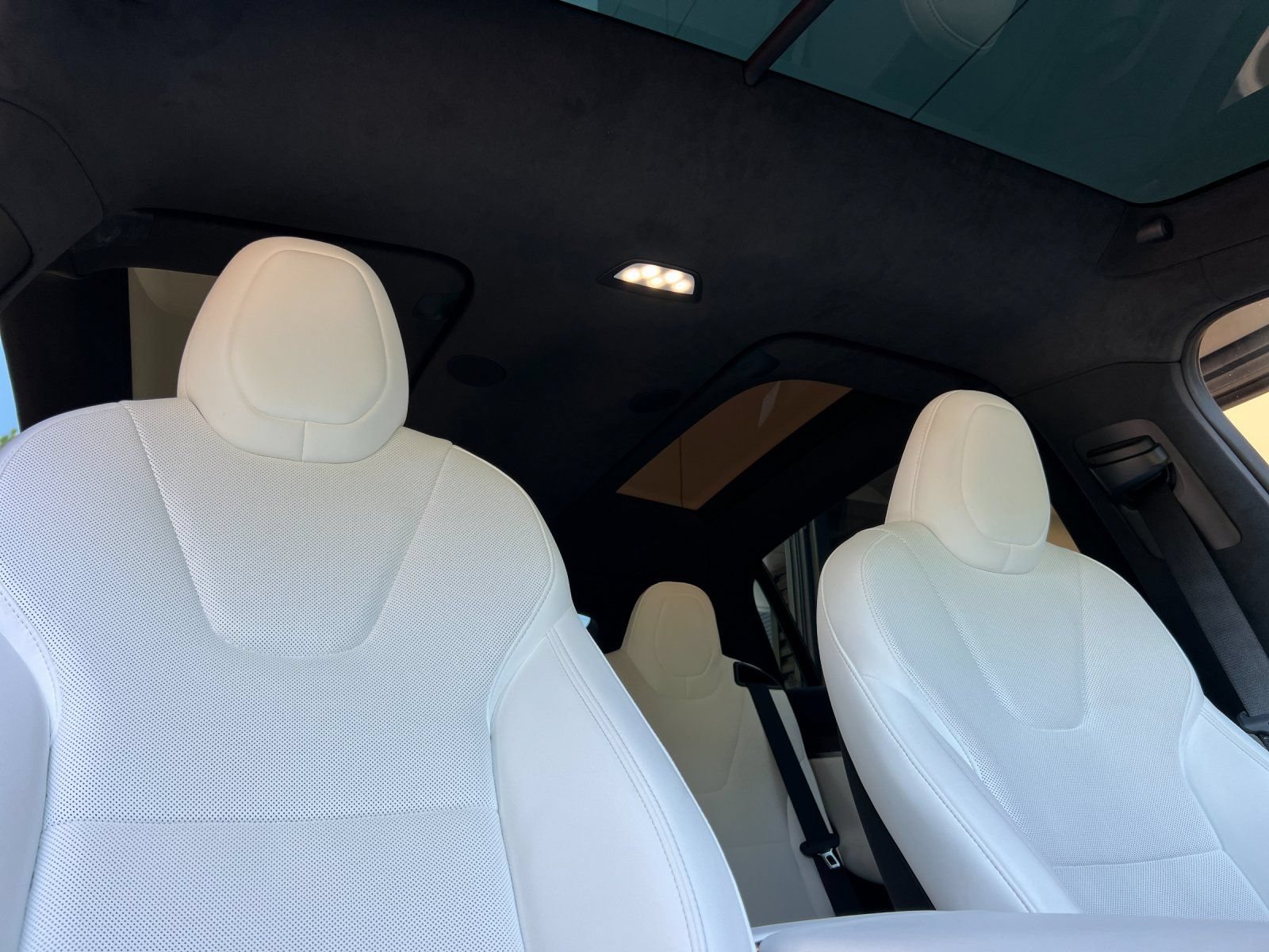 Used 2023 Tesla Model X AWD/4WD image 17