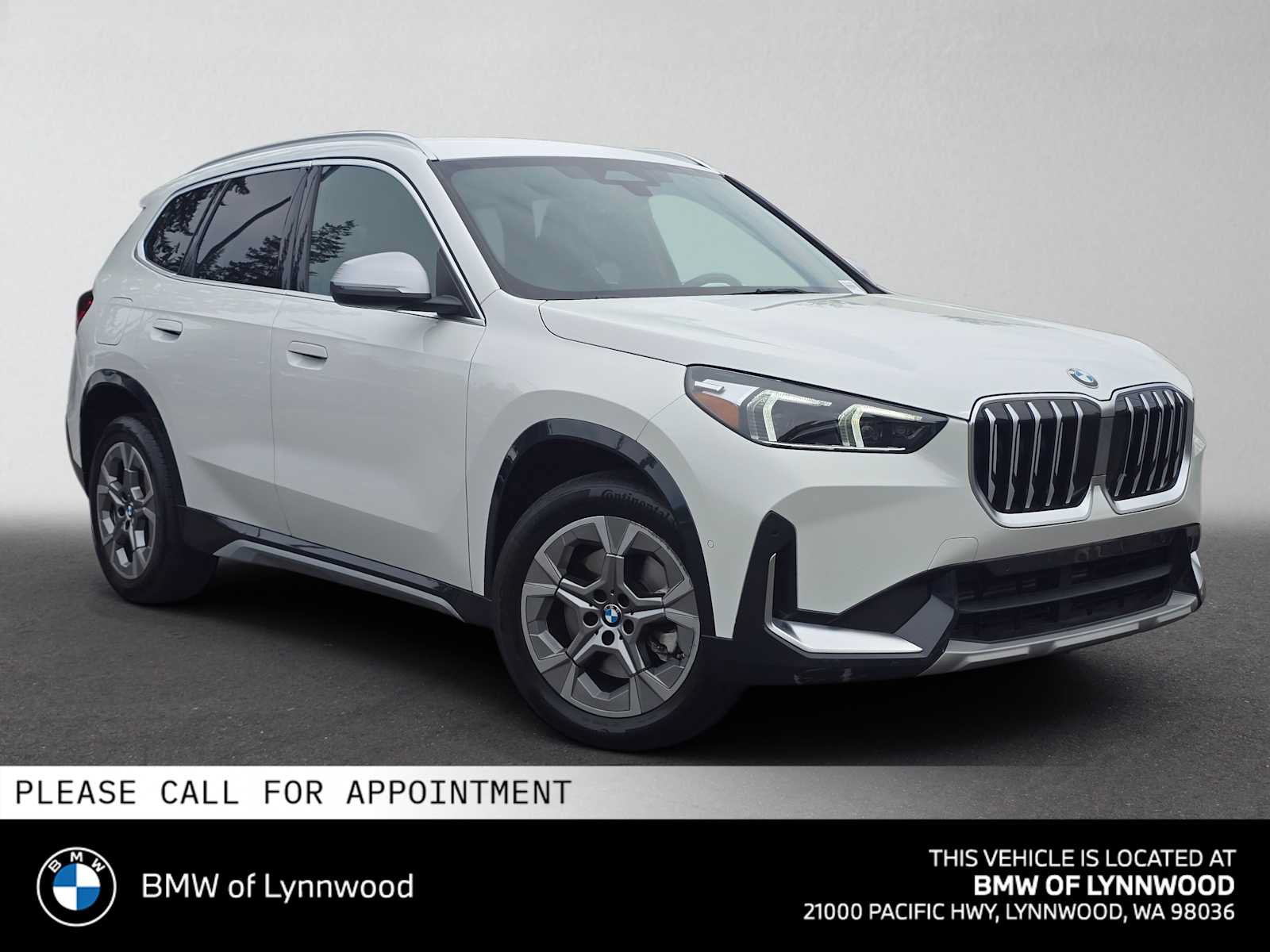 Used 2024 BMW X1 xDrive28i w/ Convenience Package