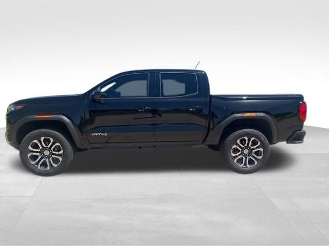 Used 2024 GMC Canyon AT4 w/ AT4 Premium Package AWD/4WD image 7
