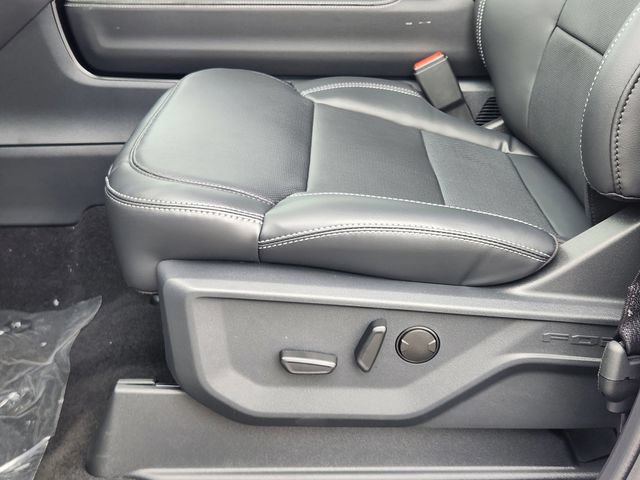 New 2026 Ford Expedition Platinum w/ Driver's Package AWD/4WD image 23