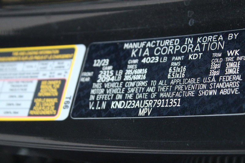 Used 2024 Kia Soul LX w/ Option Group 015 image 18