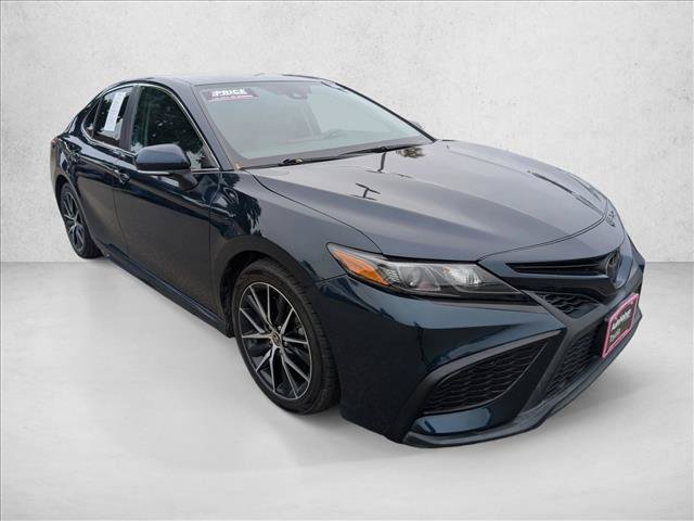 Used 2021 Toyota Camry SE w/ Convenience Package FWD video 3