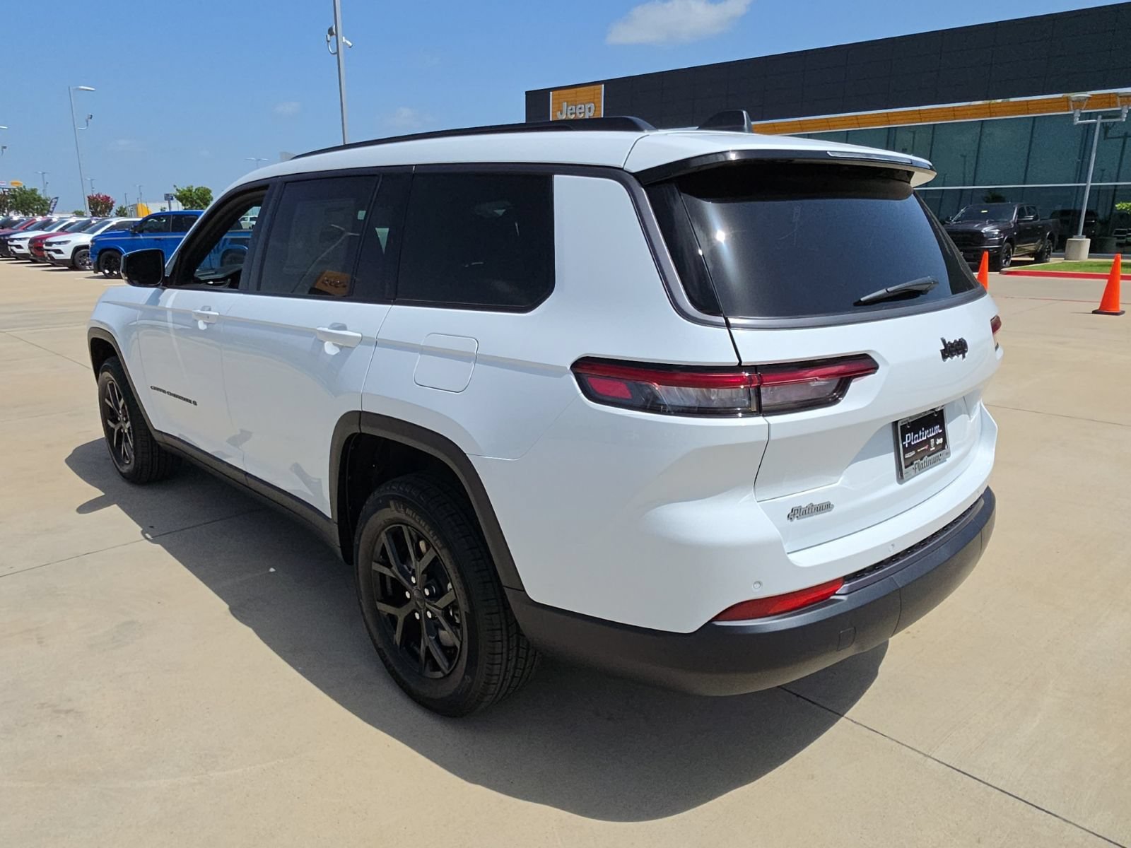 New 2026 Jeep Grand Cherokee L 2WD video 3
