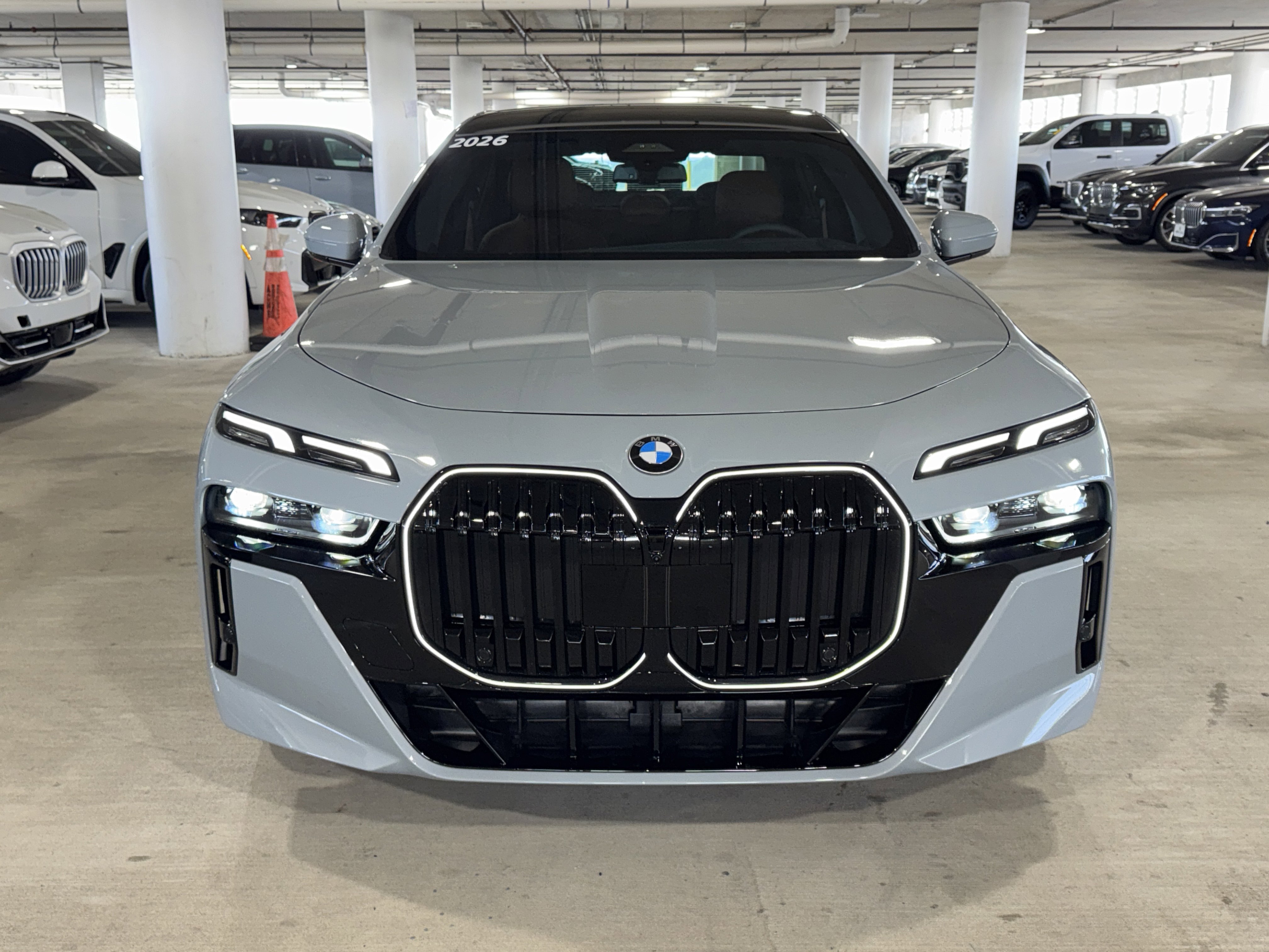 Used 2026 BMW 740i 740i w/ Premium Package image 3