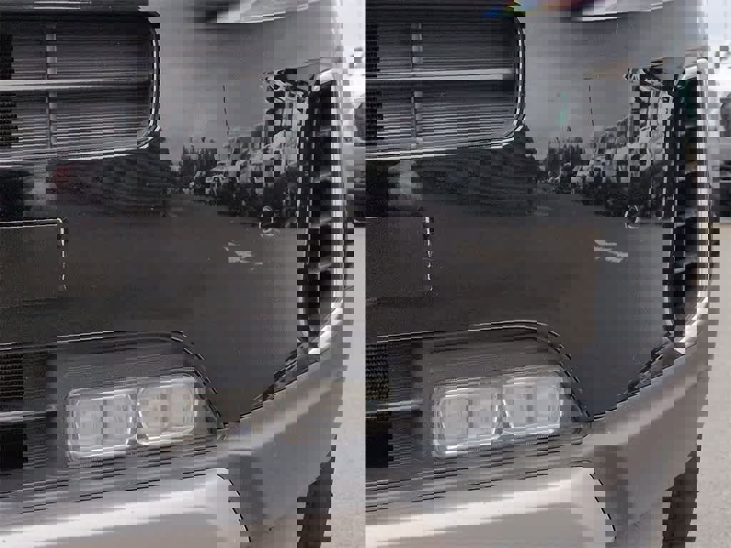 Used 2020 Kia Telluride SX w/ Towing Package image 11