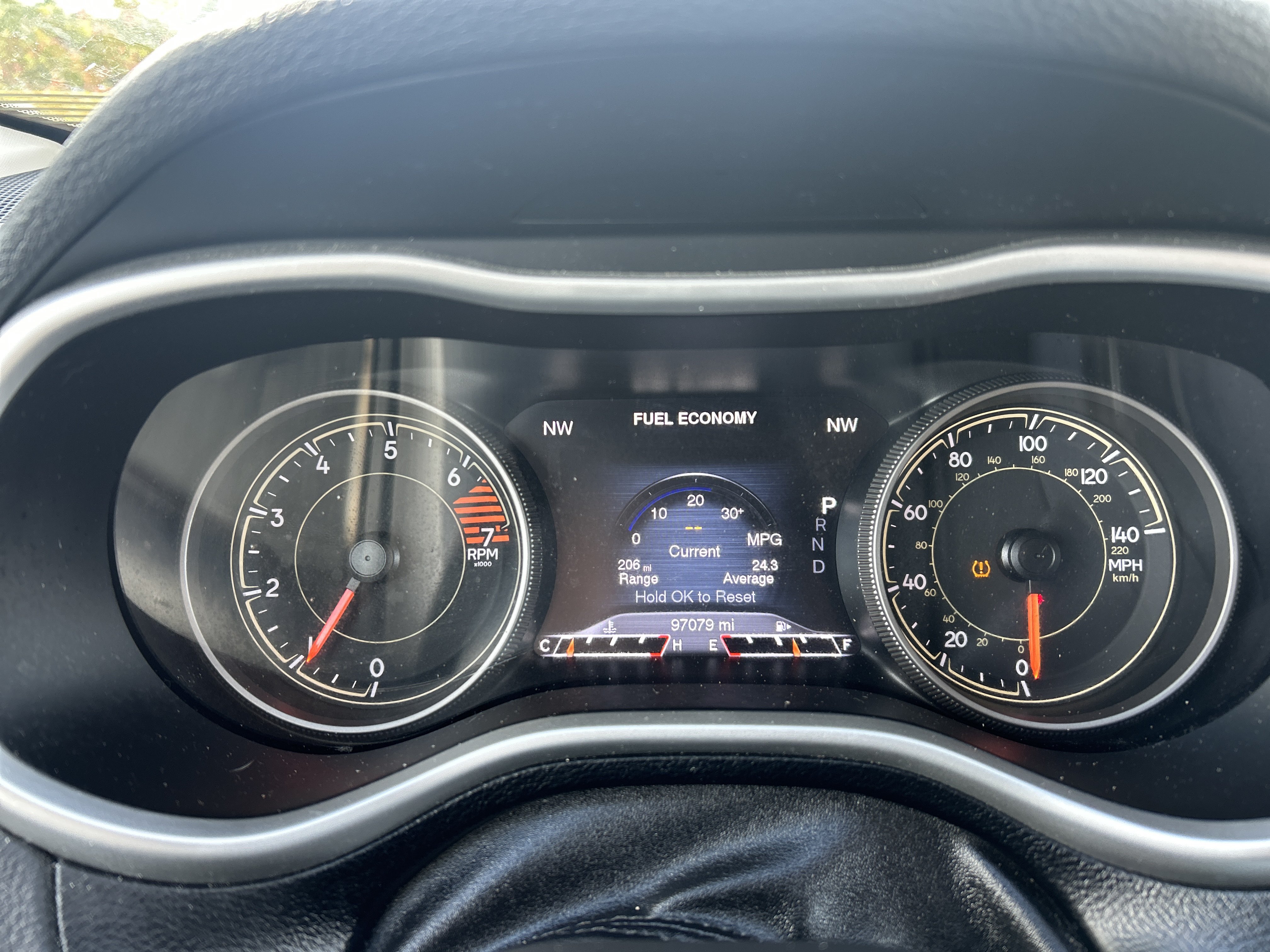 Used 2016 Jeep Cherokee Limited AWD/4WD image 14