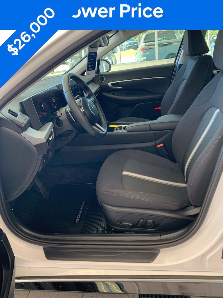 Certified 2026 Hyundai Sonata SEL AWD/4WD image 3