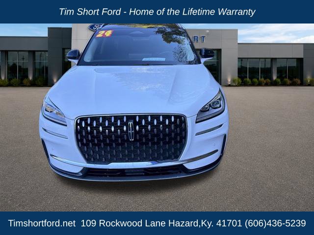 Used 2024 Lincoln Corsair Reserve w/ Equipment Group 201A AWD/4WD image 7