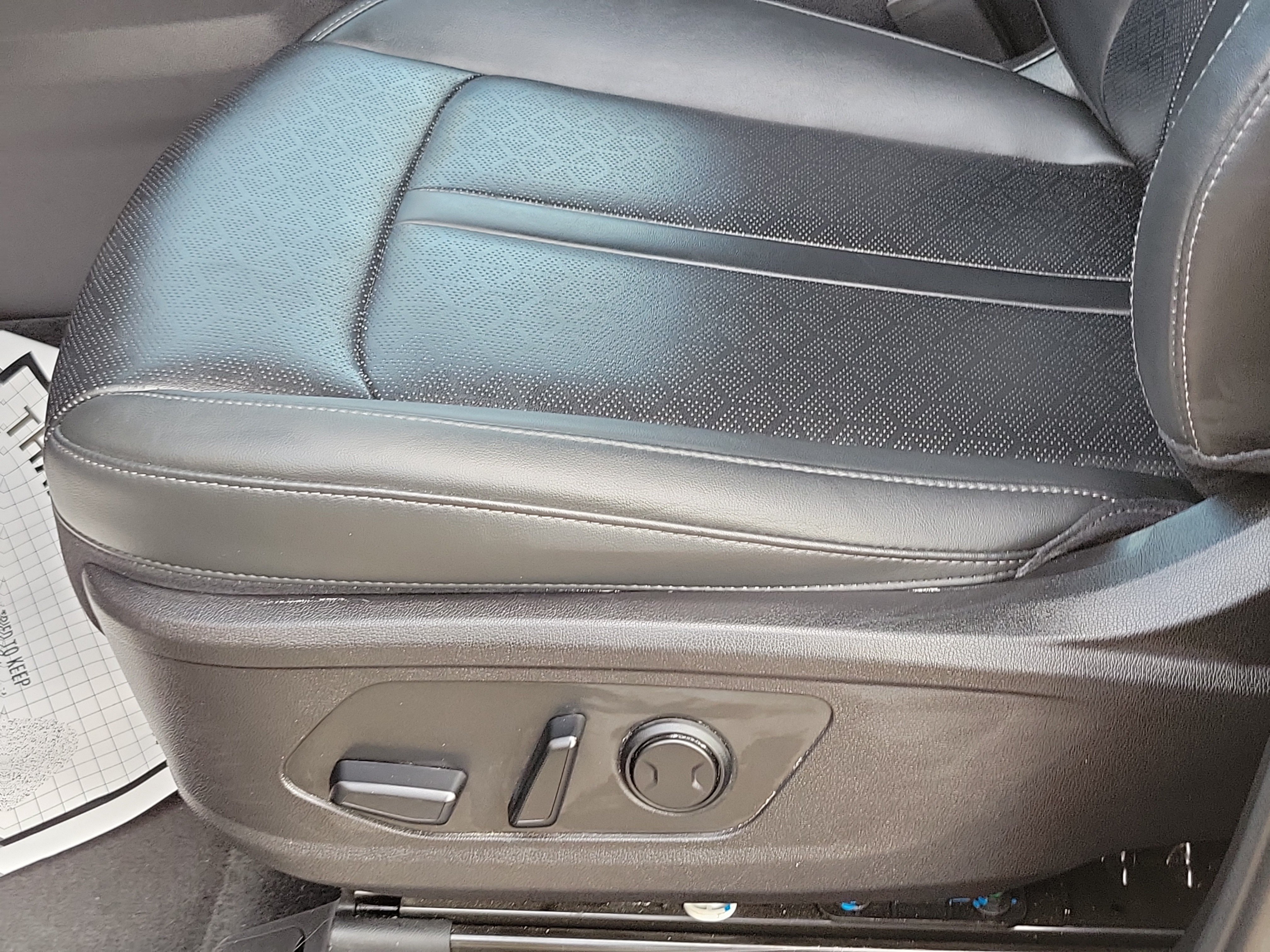 Used 2023 Kia Sorento S FWD image 18