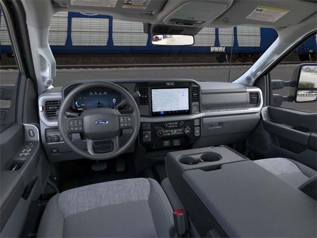 New 2026 Ford F450 XLT w/ XLT Premium Package image 9