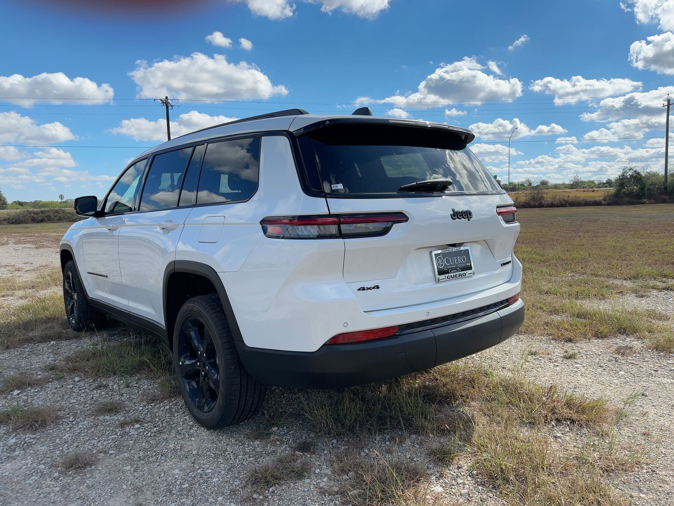 New 2025 Jeep Grand Cherokee L Limited w/ Black Appearance Package AWD/4WD image 3