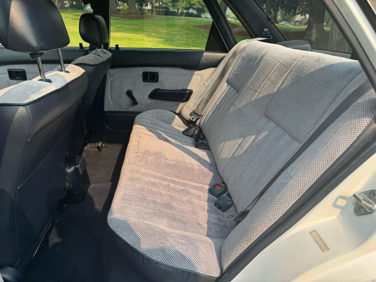 Used 1991 Geo Prizm LSi FWD image 11
