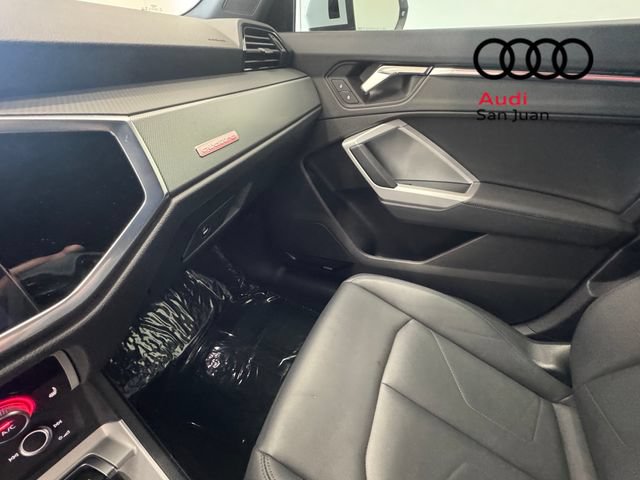 Used 2023 Audi Q3 2.0T Premium Plus w/ Premium Plus Package AWD/4WD image 34
