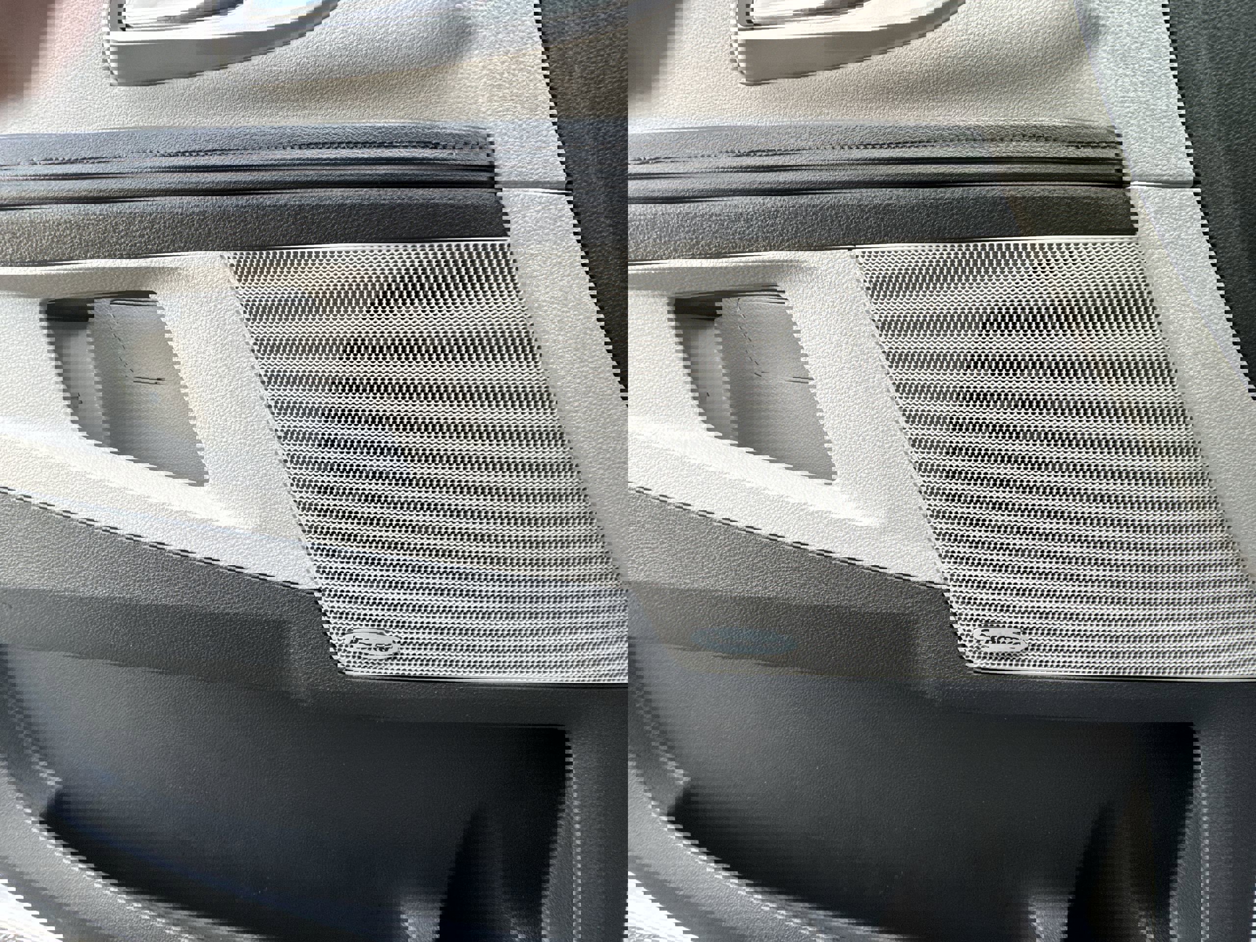 Used 2017 Chevrolet Equinox Premier w/ Enhanced Convenience Package image 25