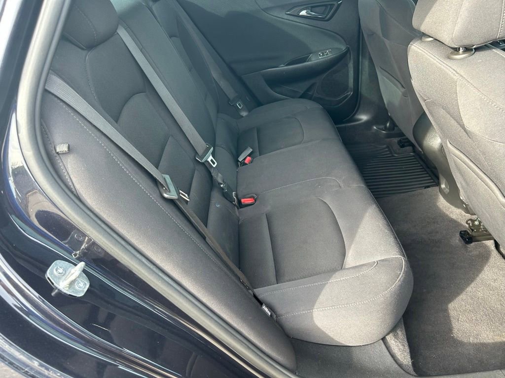 Used 2022 Chevrolet Malibu LS FWD image 11