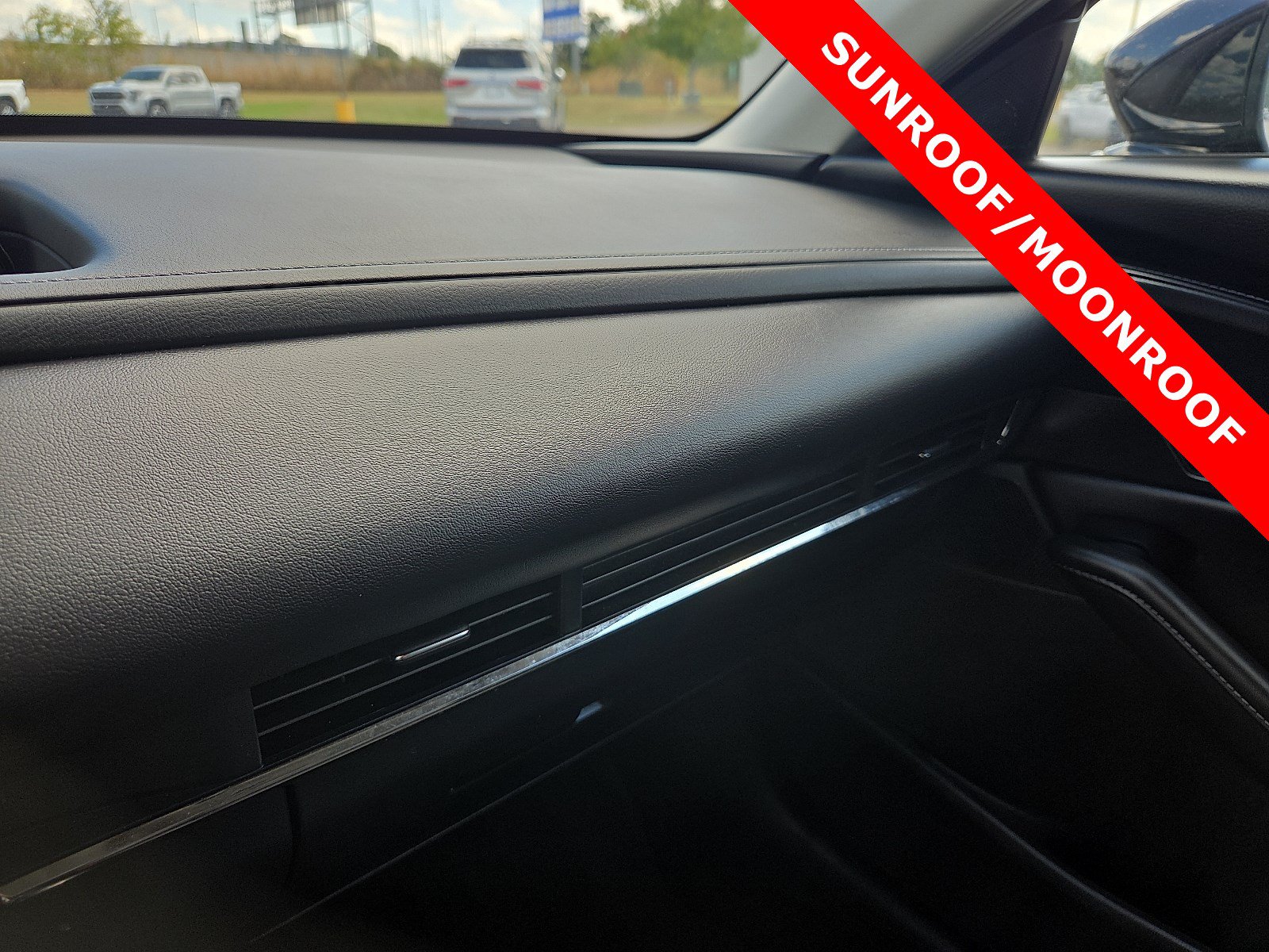 Used 2025 MAZDA CX-30 AWD 2.5 S w/ Preferred Package image 22