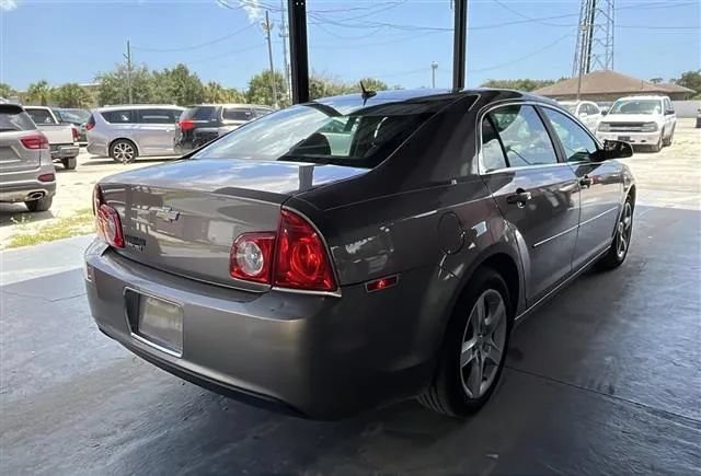 Used 2010 Chevrolet Malibu LS FWD image 9