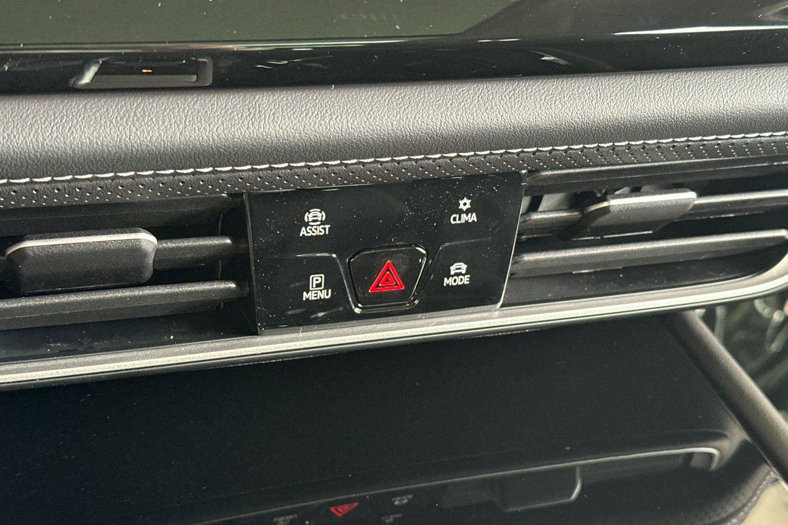 New 2026 Volkswagen Atlas SEL image 21