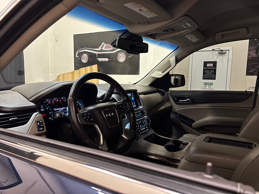 Used 2019 GMC Yukon SLT w/ Premium Edition RWD image 10