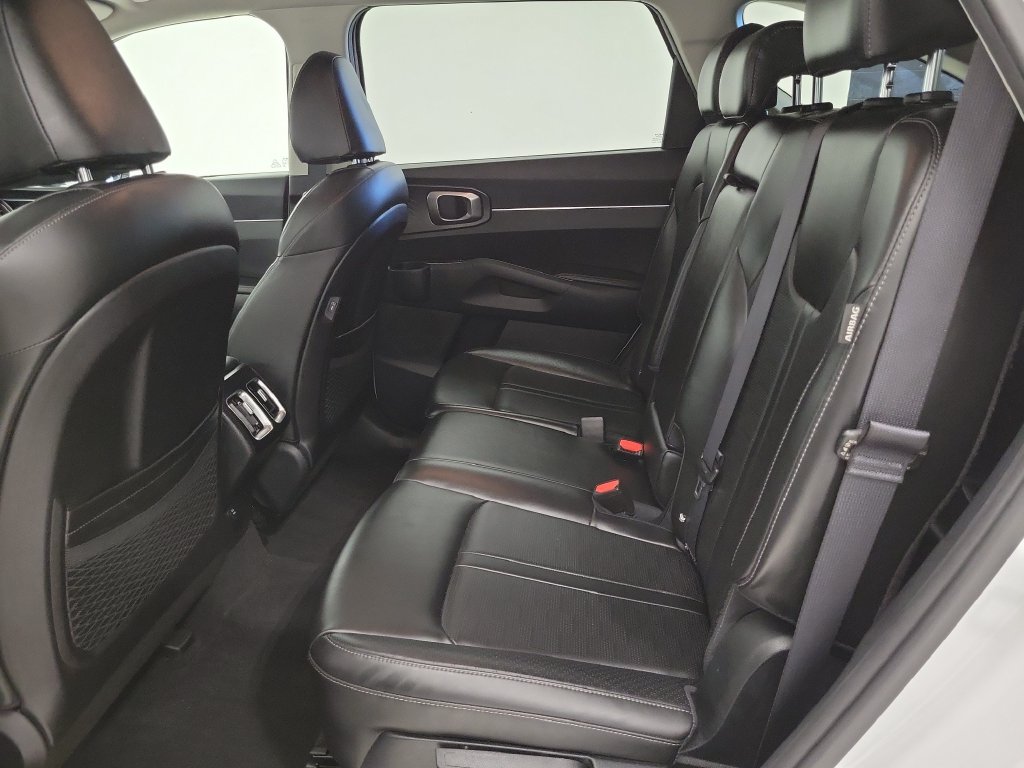 Used 2024 Kia Sorento S FWD image 22